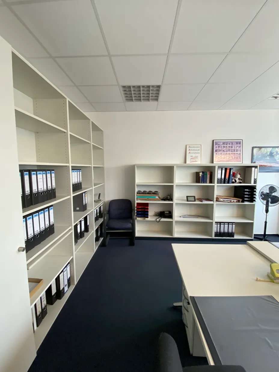 Bürofläche, Vergleichsbild 3 rechts